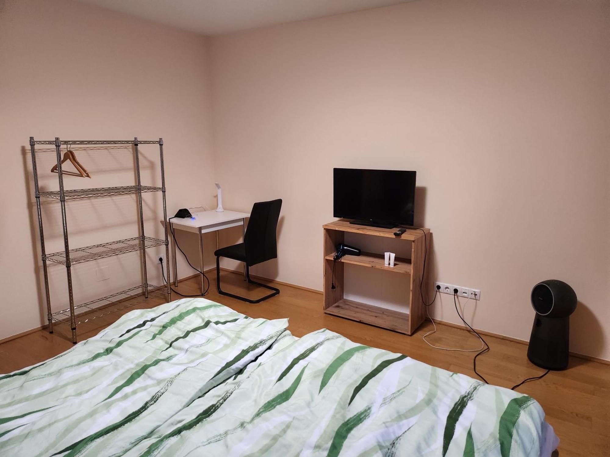 Appartement Perchtoldsdorf Schnell-Bahn / Bahnhof Liesing Extérieur photo